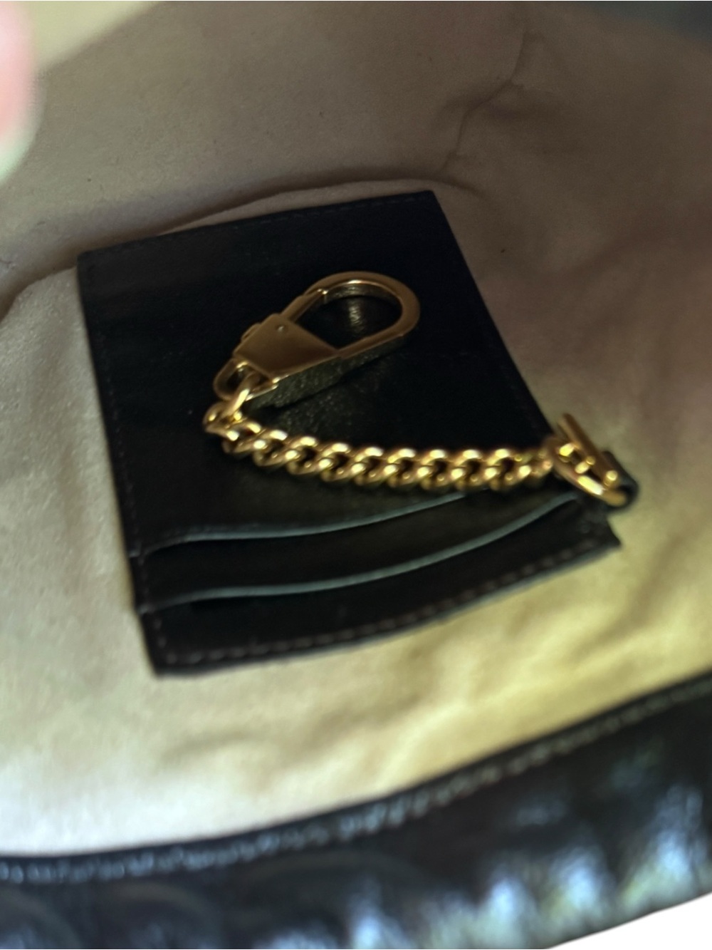Gucci Zumi Mini Bucket Bag - Picture 4 of 8